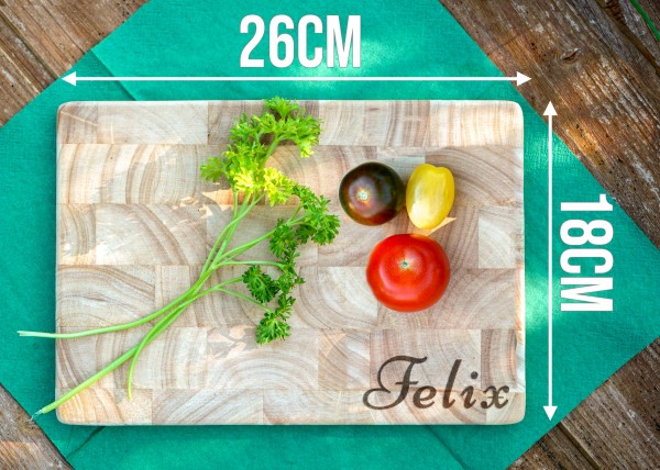 Frühstücksbrettchen Holz mit Gravur Namen | 26 x 18 cm Gummibaum Holzbrettchen | Continenta 4015 Ves